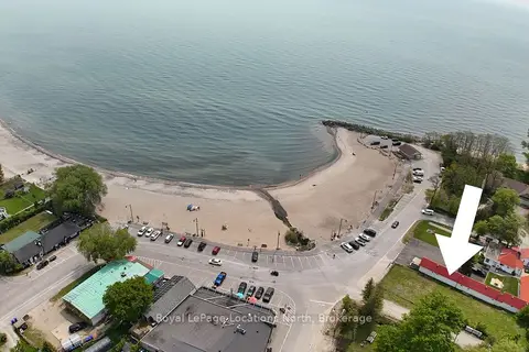 11 Tiny Beaches Road N
