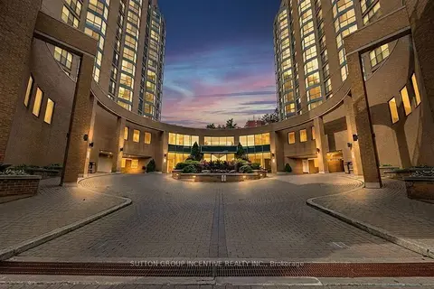 140 Dunlop Street E 304