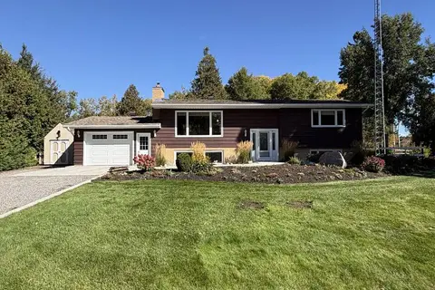 722027 Grandview Drive