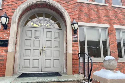 4299 Village Centre