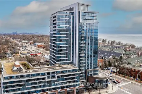 1 Hurontario Street 2001