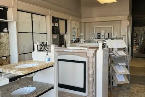100 The East Mall Unit 14