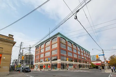 672 Dupont Street 403