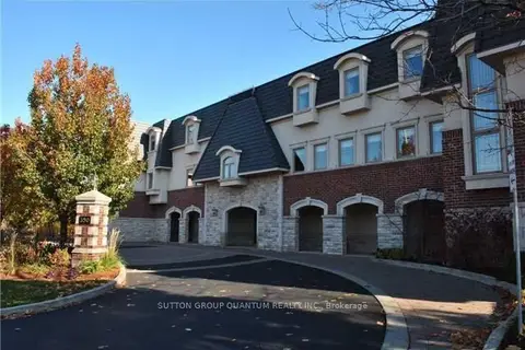 390 Upper Middle Road E 305