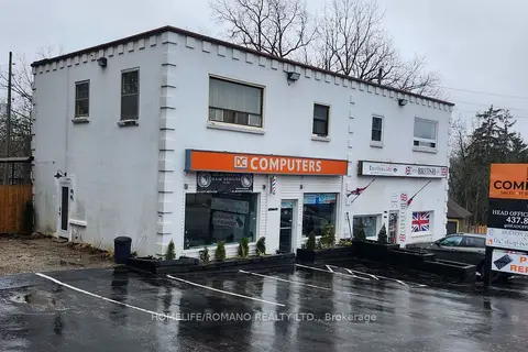 62 Queen Street S