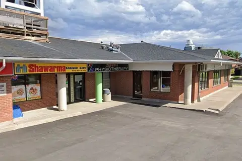 2828 Kingsway Drive 10-11