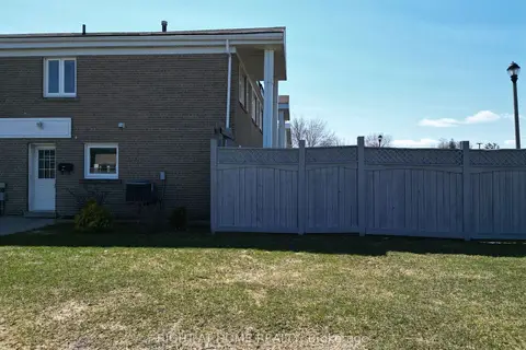 270 Town House Crescent