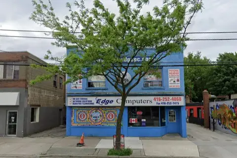 3369 Lake Shore Boulevard W