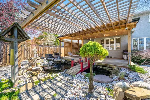 57 Fairview Road W