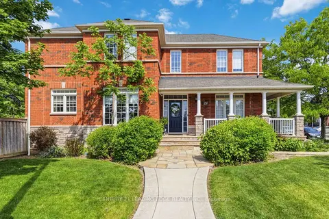 26 Huntspoint Drive