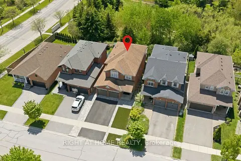 182 Mowat Crescent