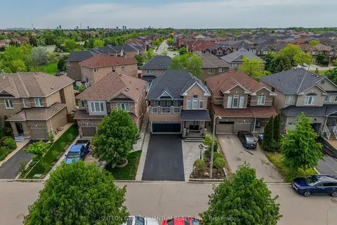 35 Devonsleigh Drive
