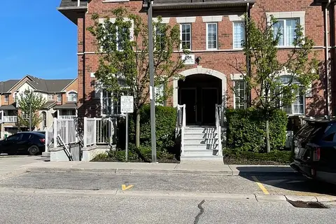 601 Shoreline Drive 122
