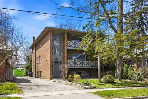 24 Oakwood Avenue N
