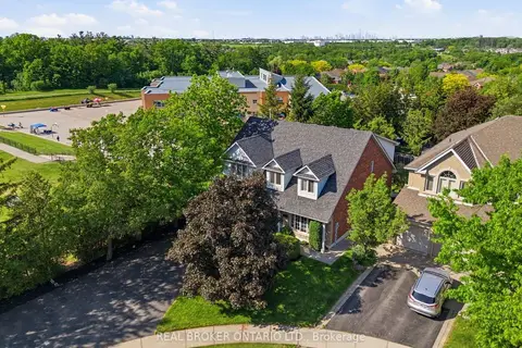 2205 Shaftesbury Court
