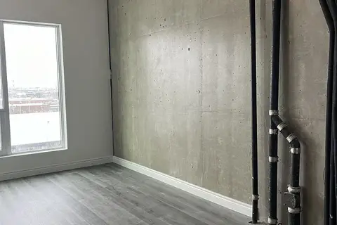 600 Dixon Road 423