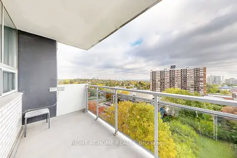 151 LaRose Avenue E 907