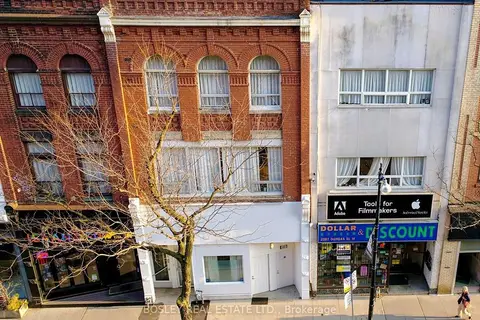 2963 Dundas Street W