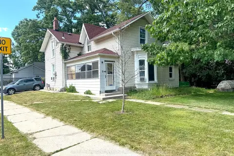 8 Mary Street