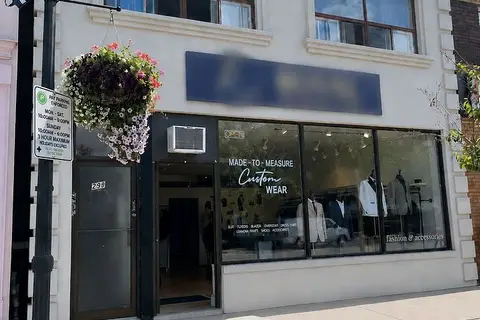299 Lakeshore Road E