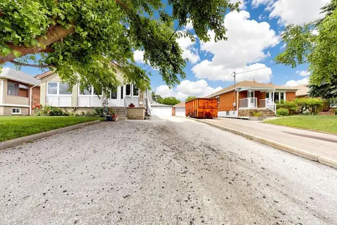 9 Clevedon Street E