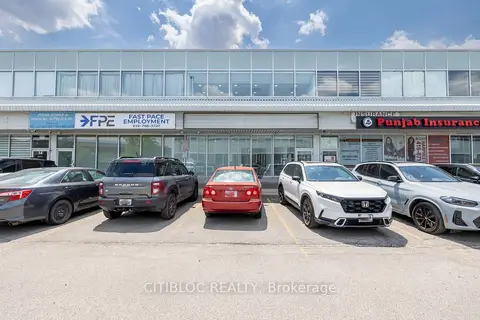 7003 Steeles Avenue W 12 / UPPER