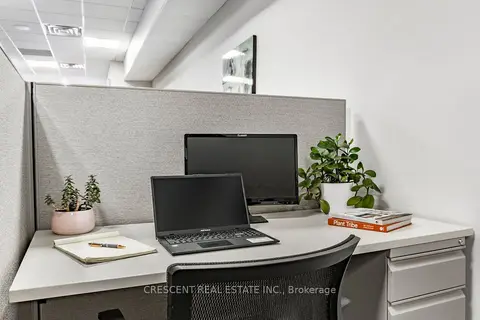 347 Jane Street Cubicle 4
