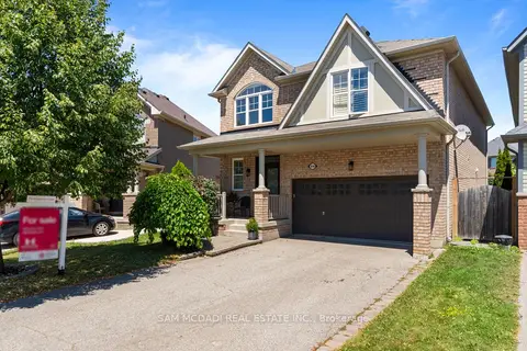 899 Pickersgill Crescent