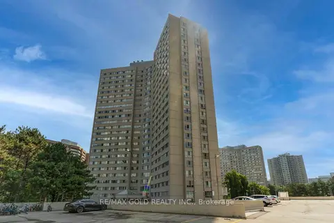 3700 Kaneff Crescent 2101