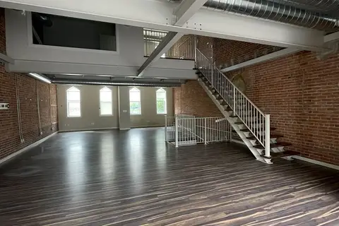 127 Broadway B
