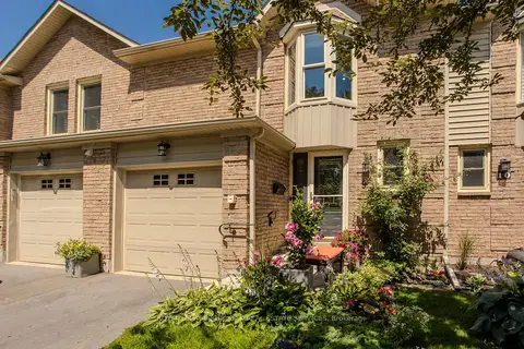 5411 Lakeshore Road 9