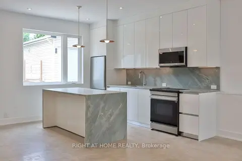 266 Indian Grove Laneway House