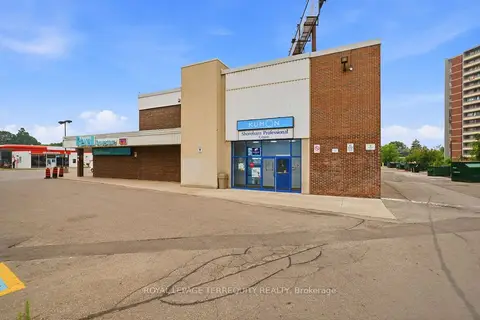4700 Jane Street 204