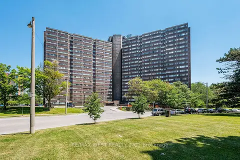 11 Wincott Drive 1104