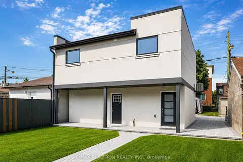 230 Boon Avenue Laneway