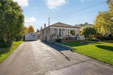412 Mountainview Drive Main Floor