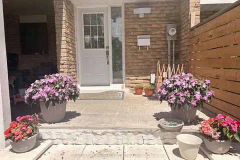 244 Royal Salisbury Way