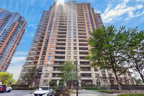 5233 Dundas Street W 723