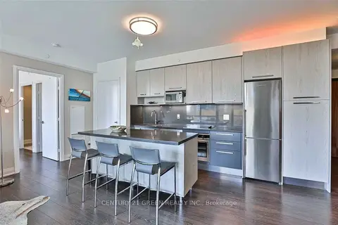 36 Park Lawn Road 303