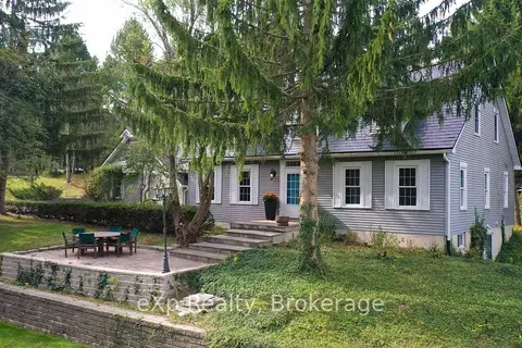 2039 Blacklock Street