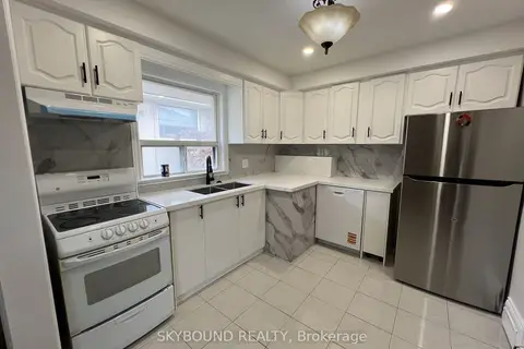 33 Bradstock Road