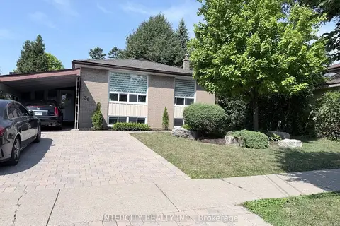 36 Strathburn Boulevard