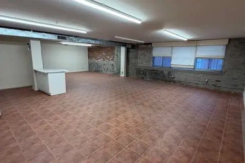 5 Adrian Avenue 114