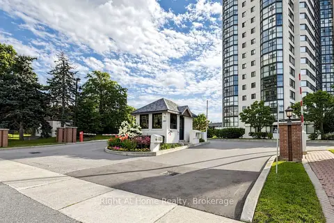 1360 Rathburn Road E 1509