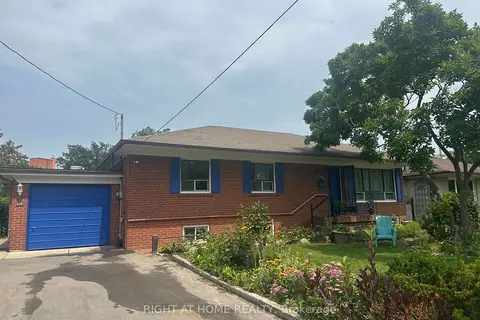 309 Queen Mary Drive