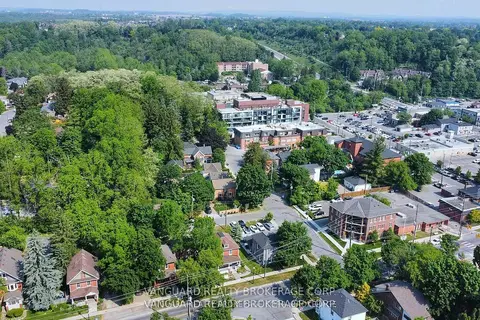 69 King Street W