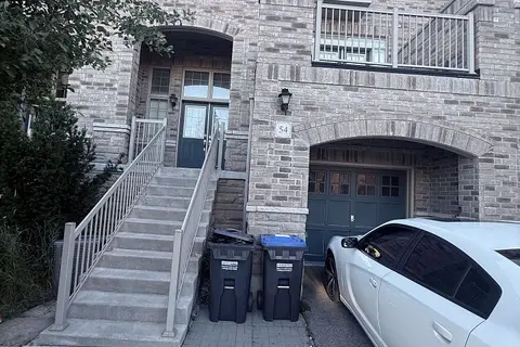 54 Chesterwood Crescent