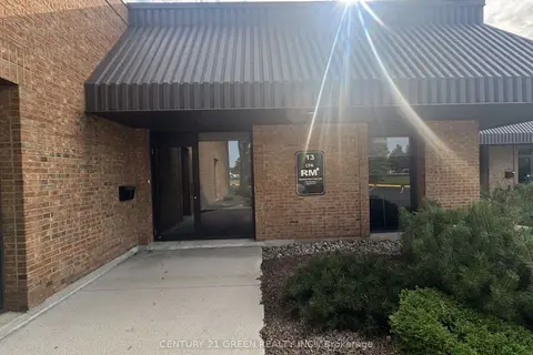 250 Wyecroft Road 13