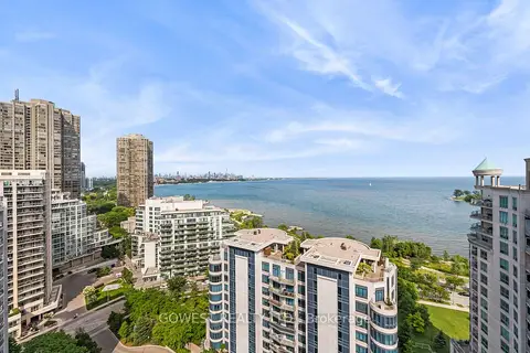 2095 Lake Shore Boulevard W 318