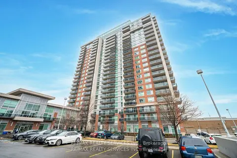 215 Queen Street E 2009